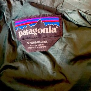 Patagonia Men's Small Puffer Jacket/ Windbreaker - Dark Green